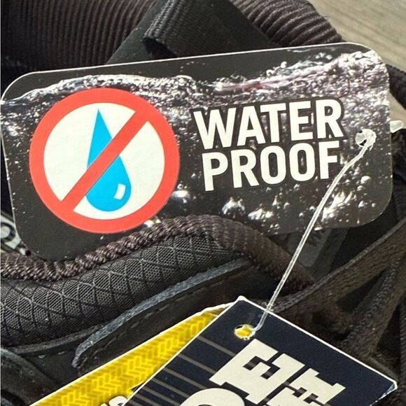 Fila Lateshift Black Slip Resistant Waterproof Memory Foam Men’s Work Shoe XWide - Picture 15 of 16